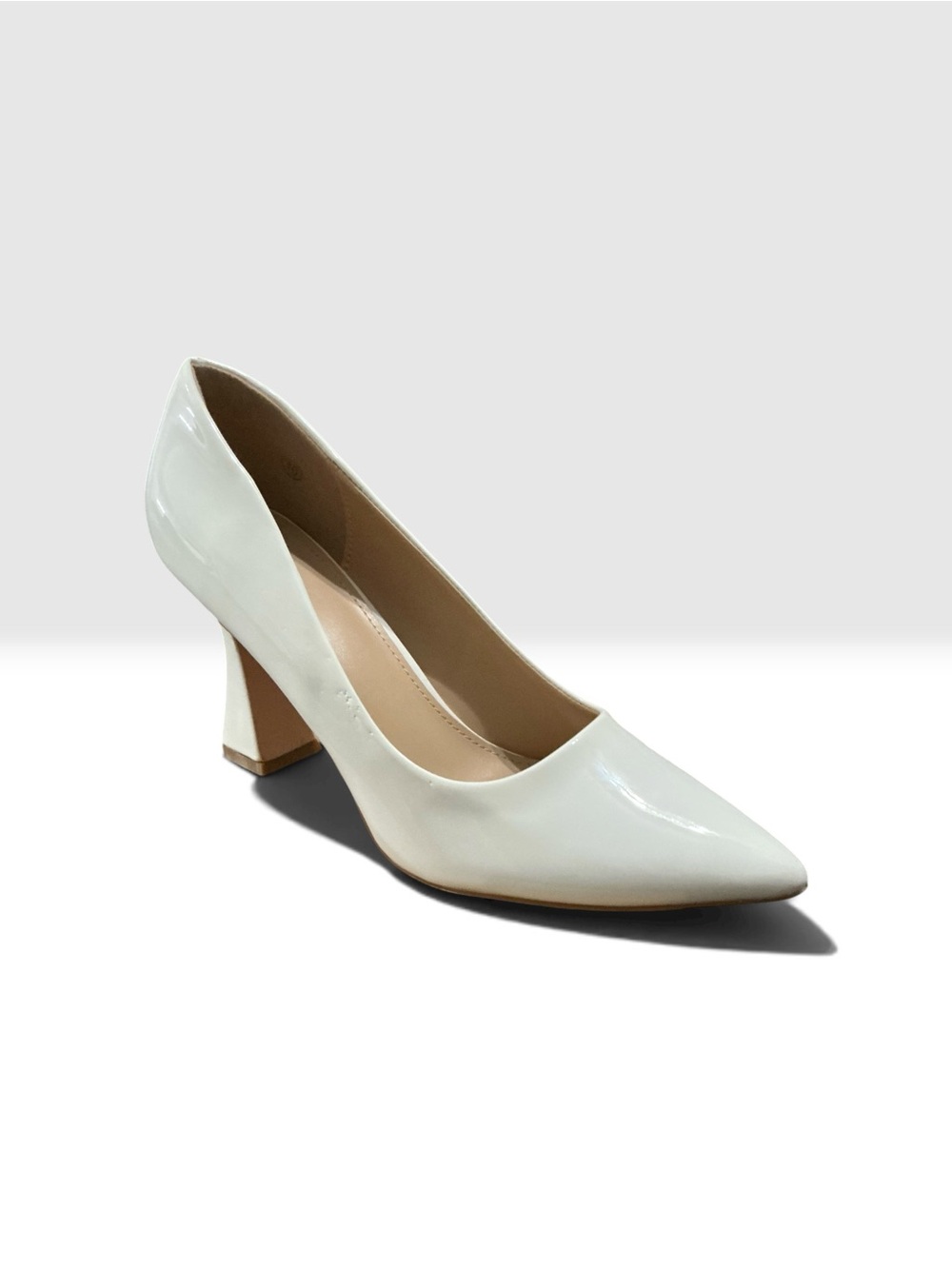 Elegant White Patent Mid-Heel Pump - Classic Women’s Dress Shoe